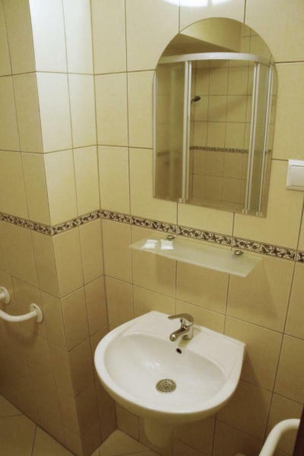 Hotel Iskra Жешов Екстериор снимка