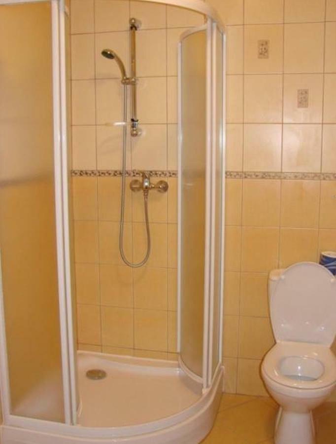 Hotel Iskra Жешов Екстериор снимка